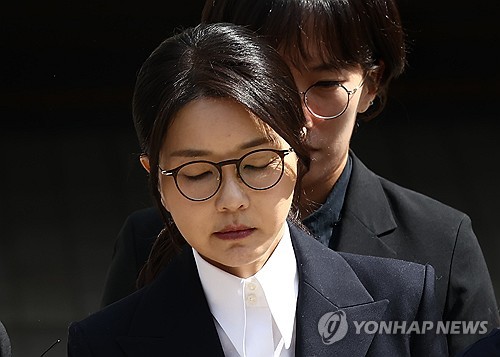 짙어진 김건희 '셀프 수사무마' 의혹…尹, 검찰 움직였나