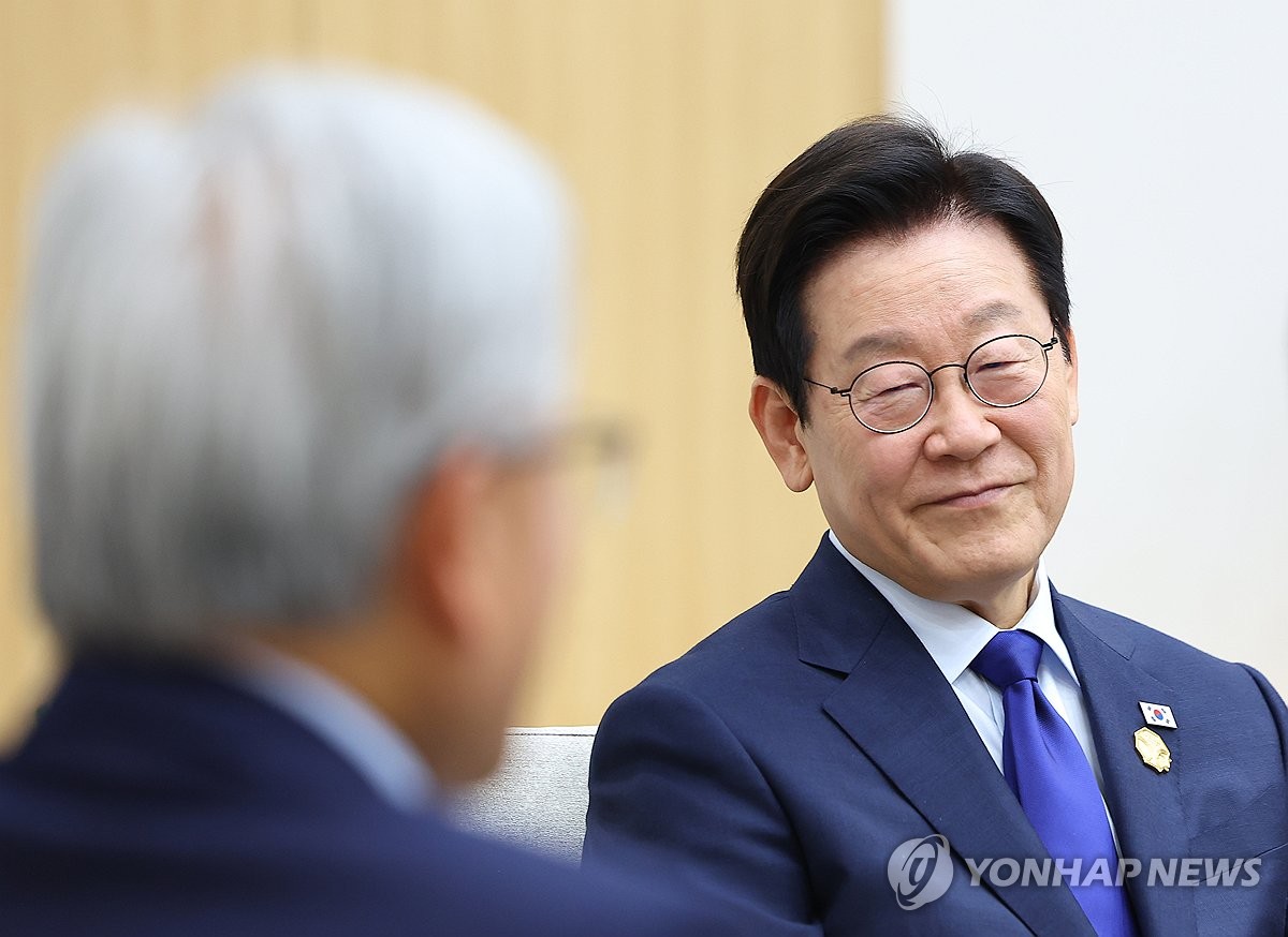 이재명 대통령, 젠슨 황 접견