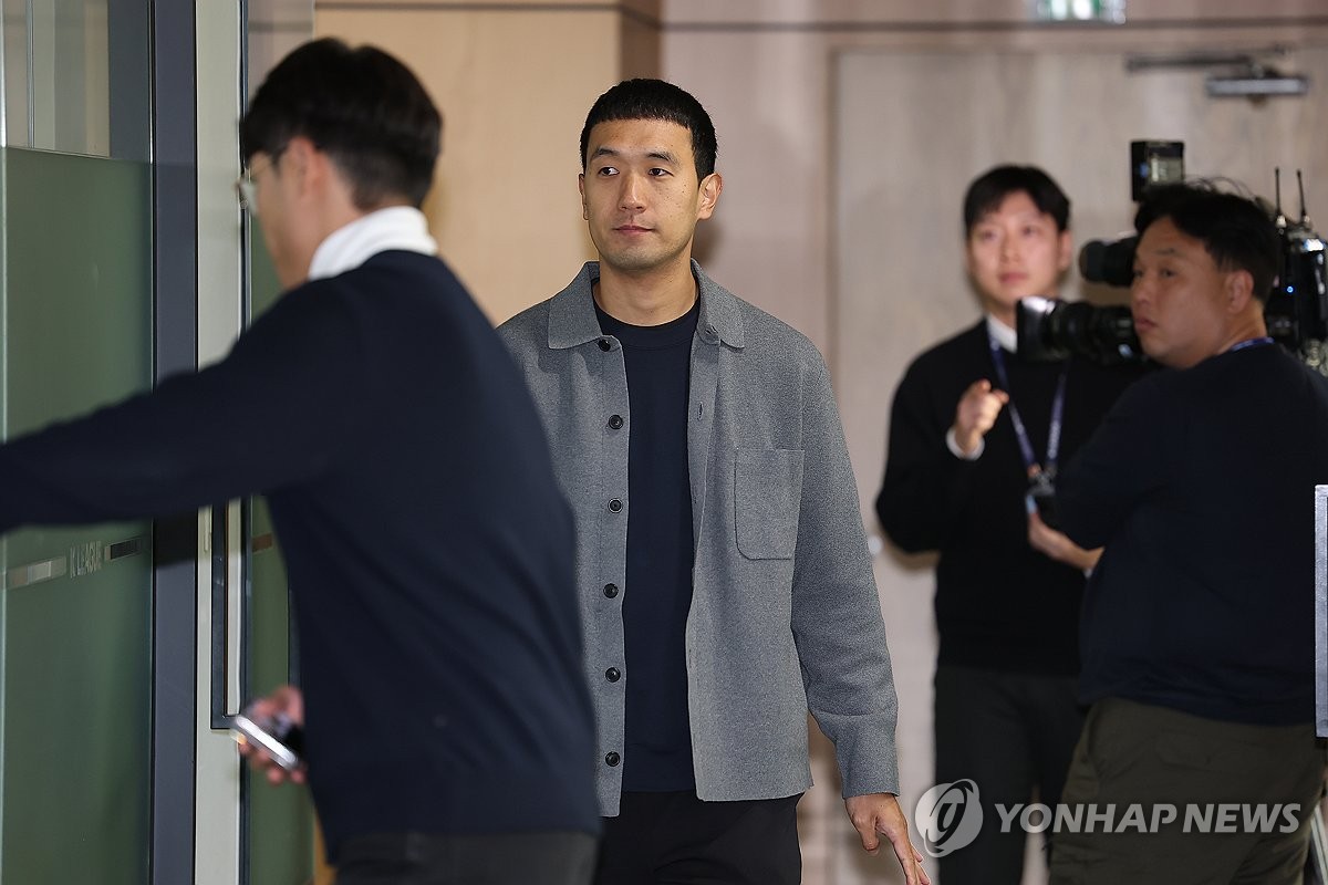 한국프로축구연맹 상벌위원회 입장하는 김우성 심판