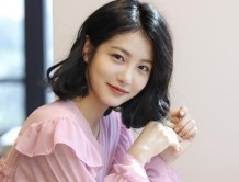 신예은 "교복 입을 수 있을 때까지 입고 싶어요"