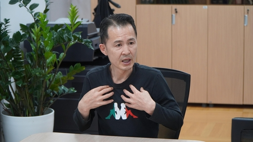 [삶] "아이 죽으면 몰래 야산에 묻고 정부지원금 계속 수령했다"