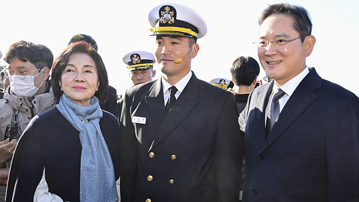 '수고했다'…이재용 회장, 장남 이지호 임관식 참석 